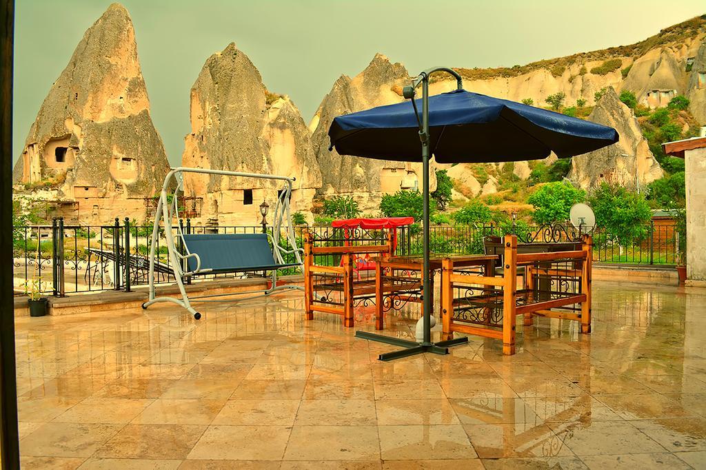 Cappadocia Stone Palace Göreme Buitenkant foto