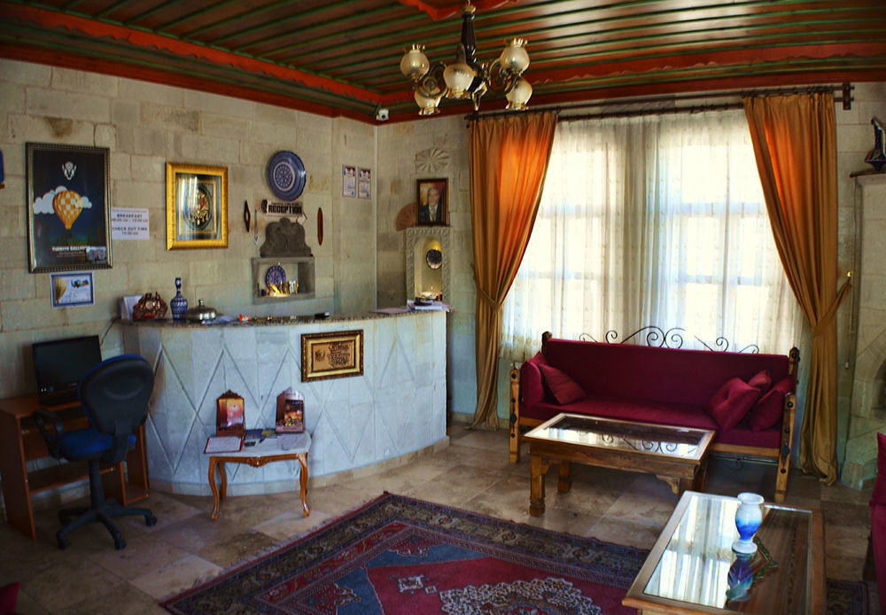 Cappadocia Stone Palace Göreme Buitenkant foto