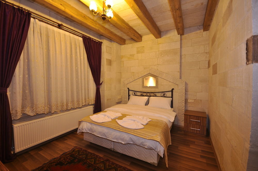 Cappadocia Stone Palace Göreme Buitenkant foto