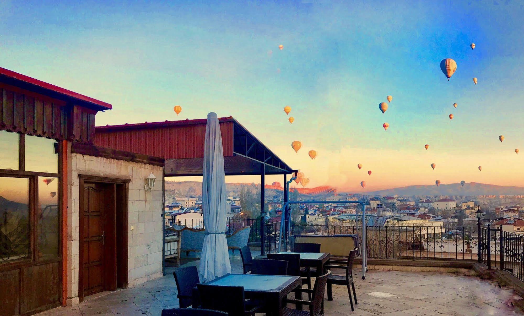 Cappadocia Stone Palace Göreme Buitenkant foto